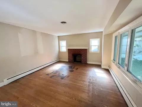 3200 Gibbons Ave, Baltimore, MD 21214 photo 5