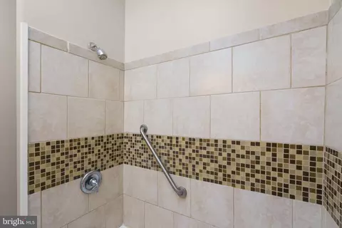 3913 Fairview Ave, Baltimore, MD 21216 photo 19