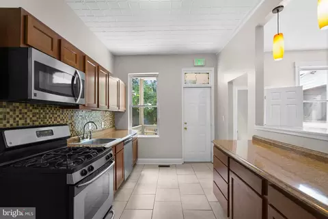 3913 Fairview Ave, Baltimore, MD 21216 photo 7