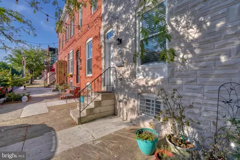 108 N Montford Ave, Baltimore, MD 21224