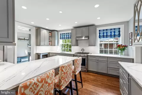 320 Taplow Rd, Baltimore, MD 21212 photo 7