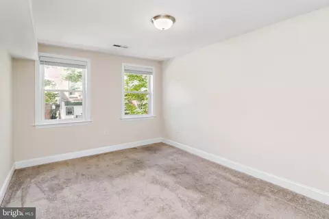 103 Scott St, Baltimore, MD 21201 photo 11