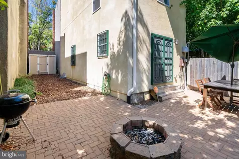 103 Scott St, Baltimore, MD 21201 photo 24