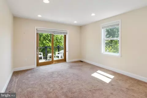 103 Scott St, Baltimore, MD 21201 photo 18