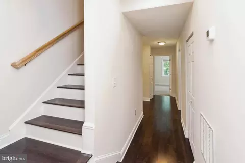 103 Scott St, Baltimore, MD 21201 photo 13