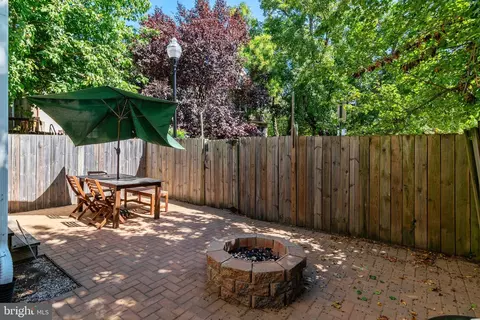 103 Scott St, Baltimore, MD 21201 photo 23
