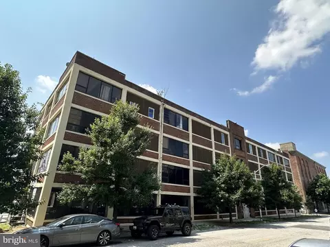 419 E Oliver St, Baltimore, MD 21202 photo 1
