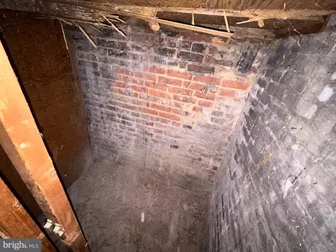 2267 Madison Ave, Baltimore, MD 21217 photo 11