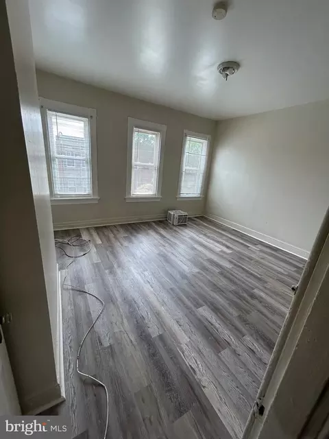 940 Harlem Ave, Baltimore, MD 21217 photo 2