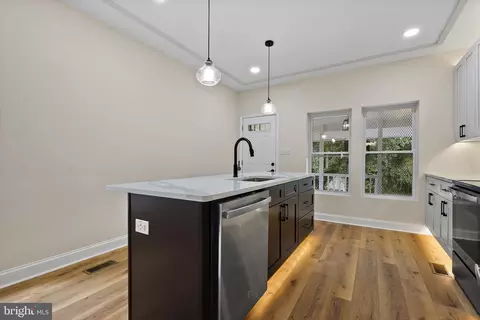 4030 Walrad St, Baltimore, MD 21229 photo 15