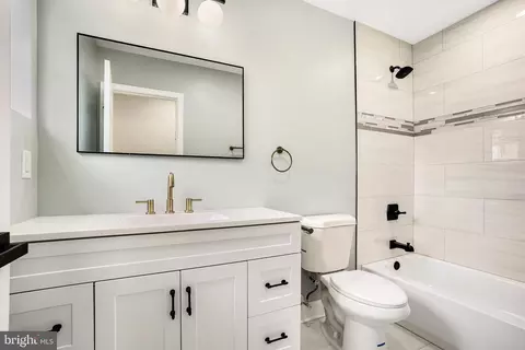 4030 Walrad St, Baltimore, MD 21229 photo 24