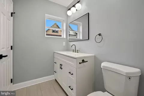 4030 Walrad St, Baltimore, MD 21229 photo 25