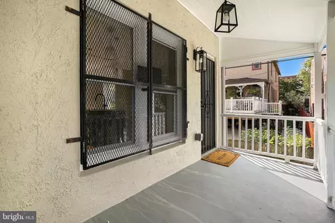 4030 Walrad St, Baltimore, MD 21229 photo 4