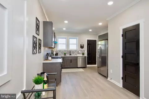 2416 E Chase St, Baltimore, MD 21213 photo 20