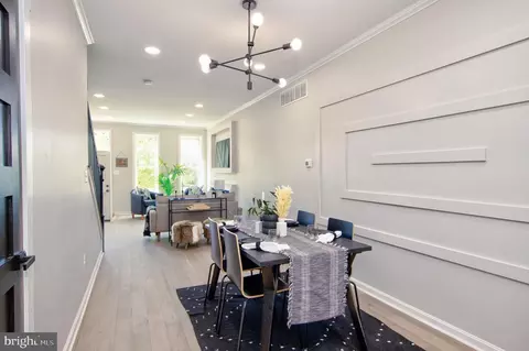 2416 E Chase St, Baltimore, MD 21213 photo 5