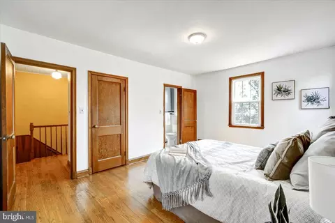 1646 Roundhill Rd, Baltimore, MD 21218 photo 11