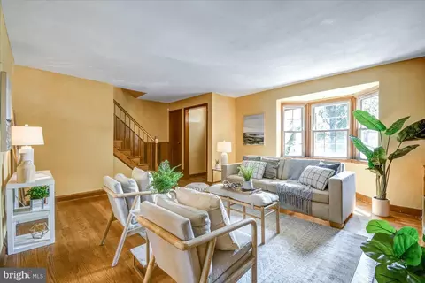 1646 Roundhill Rd, Baltimore, MD 21218 photo 5