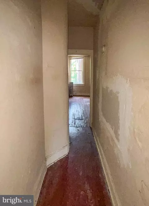319 E 22nd St, Baltimore, MD 21218 photo 41