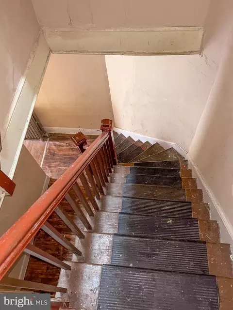 319 E 22nd St, Baltimore, MD 21218 photo 6