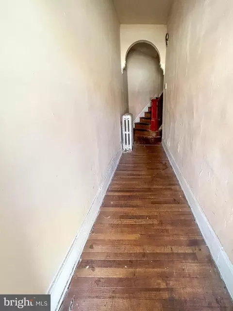 319 E 22nd St, Baltimore, MD 21218 photo 7