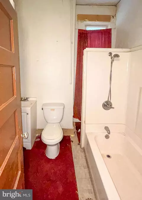 319 E 22nd St, Baltimore, MD 21218 photo 14