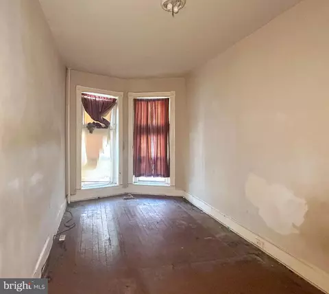 319 E 22nd St, Baltimore, MD 21218 photo 9
