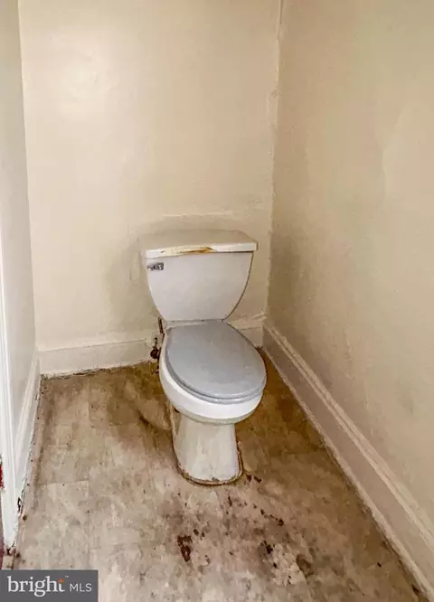 319 E 22nd St, Baltimore, MD 21218 photo 46