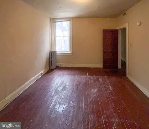 319 E 22nd St, Baltimore, MD 21218 photo 43