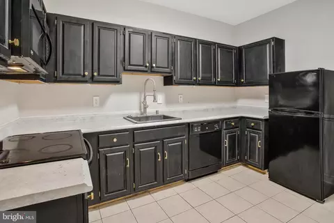 12 E Mount Vernon Pl #3, Baltimore, MD 21201 photo 7