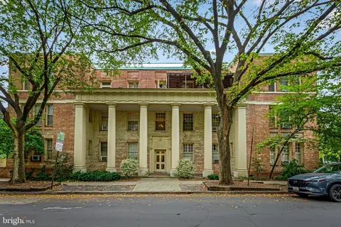 3902 Canterbury Rd #2B, Baltimore, MD 21218