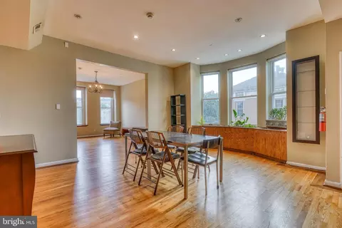 Dining - 2920 Elliott St, Baltimore, MD 21224 photo 1 of 4
