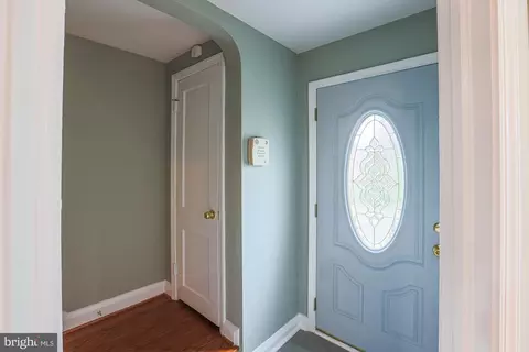 4902 Lindsay Rd, Baltimore, MD 21229 photo 8