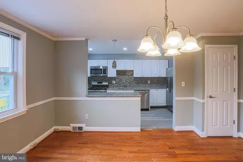 4902 Lindsay Rd, Baltimore, MD 21229 photo 15
