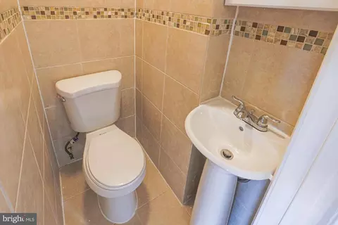 4902 Lindsay Rd, Baltimore, MD 21229 photo 30
