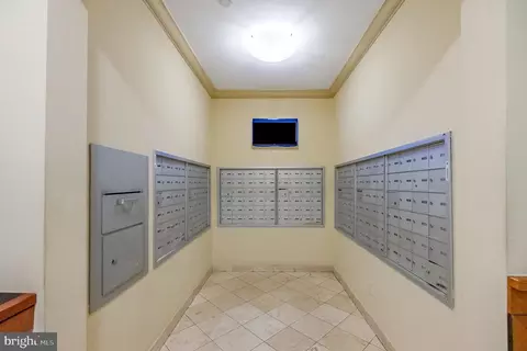 23 Pierside Dr #237, Baltimore, MD 21230 photo 21