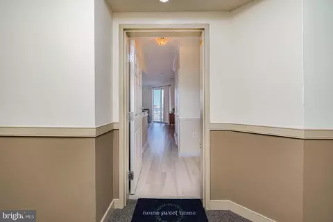 23 Pierside Dr #237, Baltimore, MD 21230 photo 2