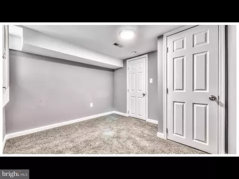 2422 Mcculloh St, Baltimore, MD 21217 photo 41
