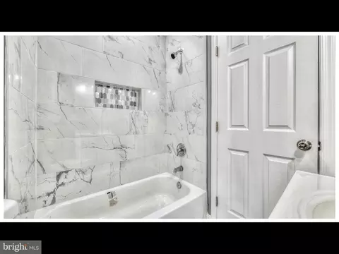 2422 Mcculloh St, Baltimore, MD 21217 photo 24