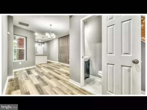 2422 Mcculloh St, Baltimore, MD 21217 photo 8