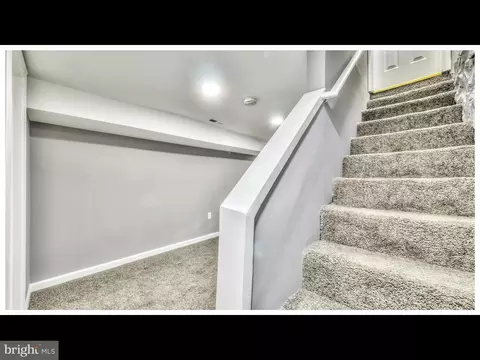 2422 Mcculloh St, Baltimore, MD 21217 photo 34