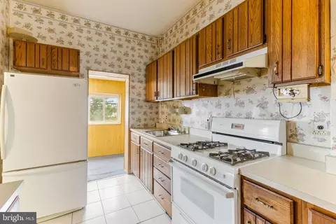 4216 Falls Rd, Baltimore, MD 21211 photo 11