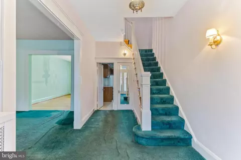 4216 Falls Rd, Baltimore, MD 21211 photo 4