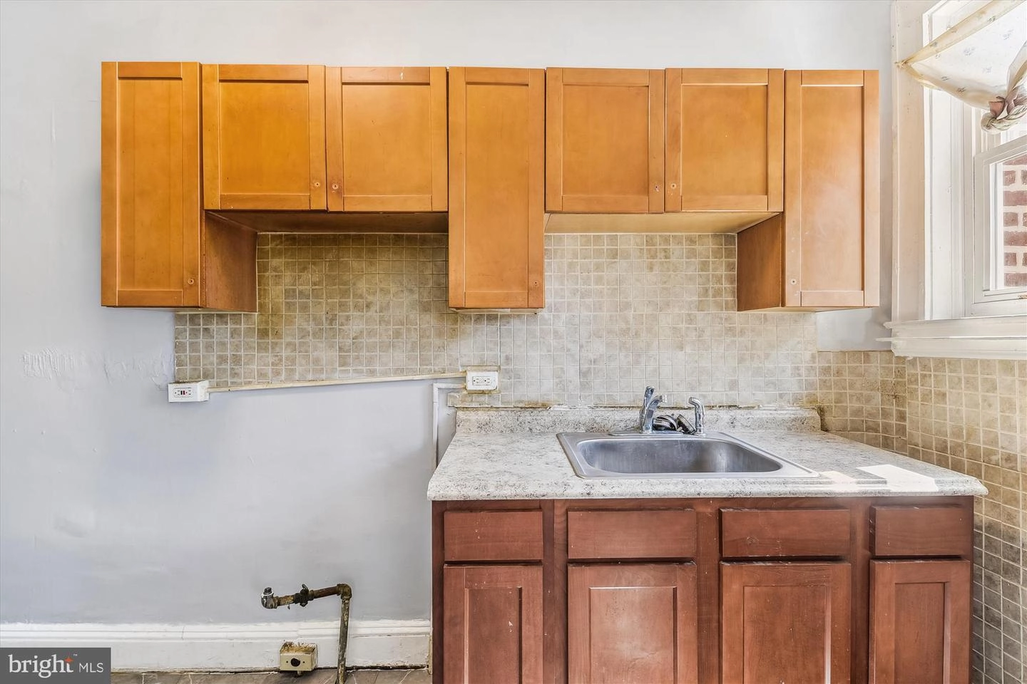 3201 Elmley Ave, Baltimore, MD 21213 photo 6