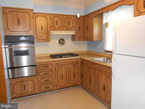 3510 Mary Ave, Baltimore, MD 21214 photo 10