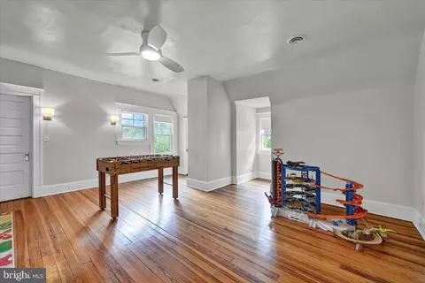 325 Hawthorne Rd, Baltimore, MD 21210 photo 30