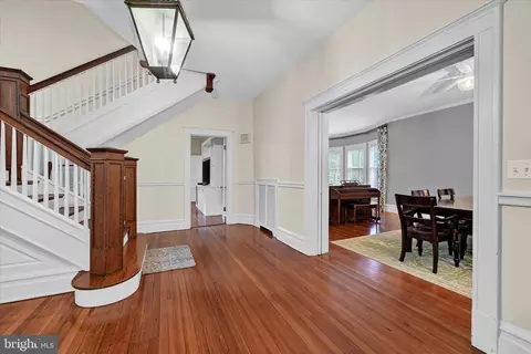 325 Hawthorne Rd, Baltimore, MD 21210 photo 5