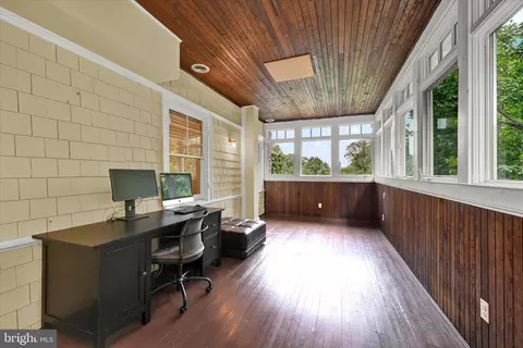 325 Hawthorne Rd, Baltimore, MD 21210 photo 23