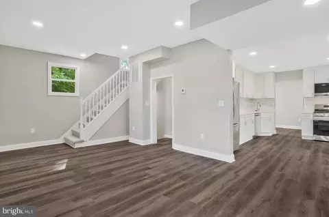 311 E Jeffrey St, Brooklyn, MD 21225 photo 7