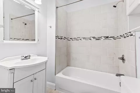 1520 Mcculloh St, Baltimore, MD 21217 photo 43