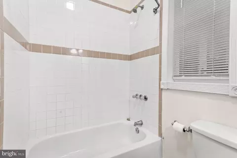 1520 Mcculloh St, Baltimore, MD 21217 photo 31